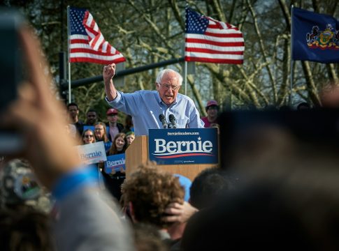 Supporting Bernie Sanders: Principled Leader for a Better World