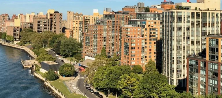 David Stone’s Roosevelt Island Daily News Covers Islander Jim Luce