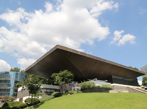 Luce Chapel at Yonsei Named After American Missionary Educators