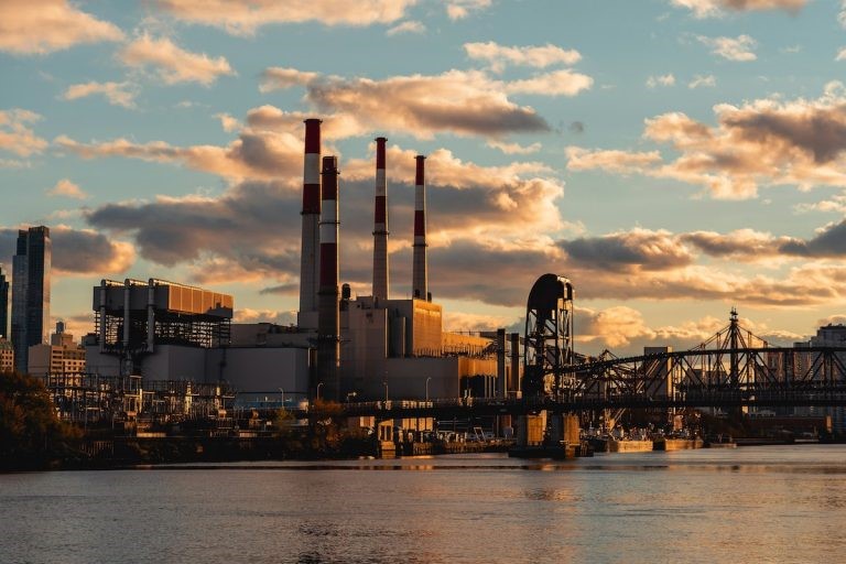 Roosevelt Island: My Home for 25 Years