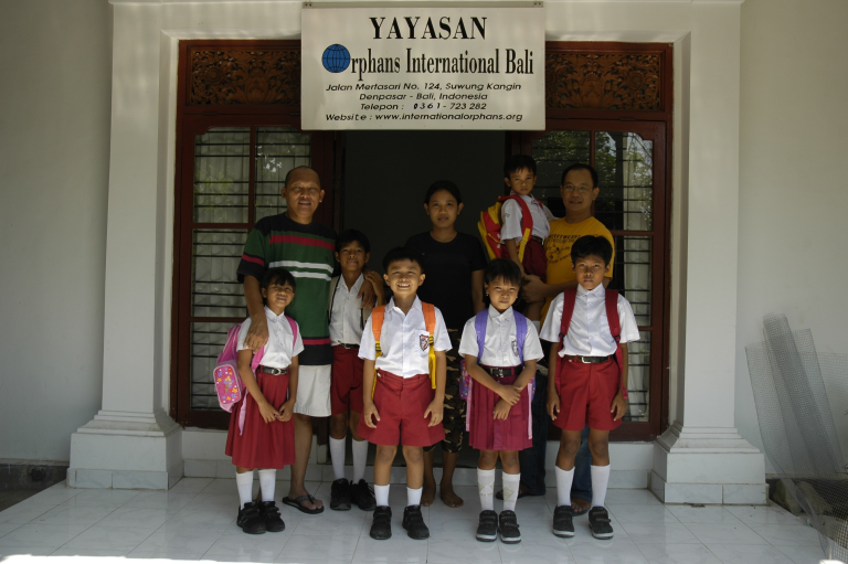 Orphans International Bali (2004)