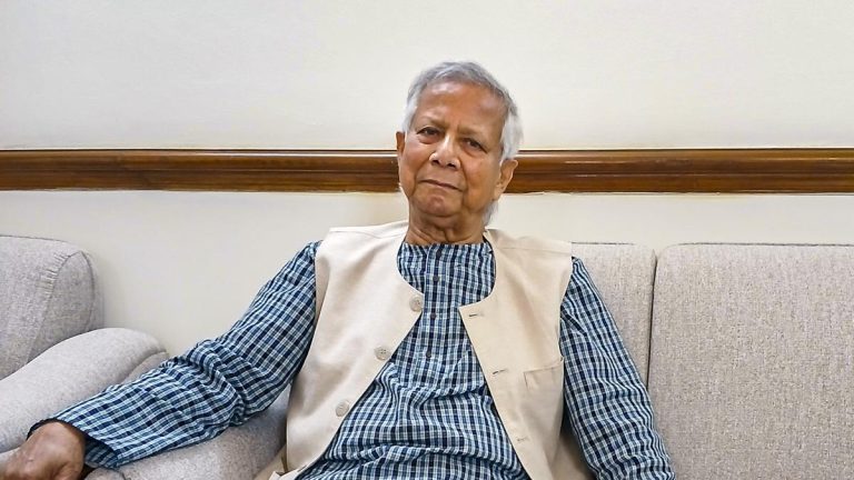 VOA Interview: Muhammad Yunus on Restoring Order in Bangladesh 