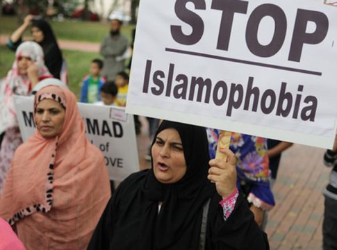 Anti-Muslim Hate Crimes Skyrocket in U.K., Report Finds