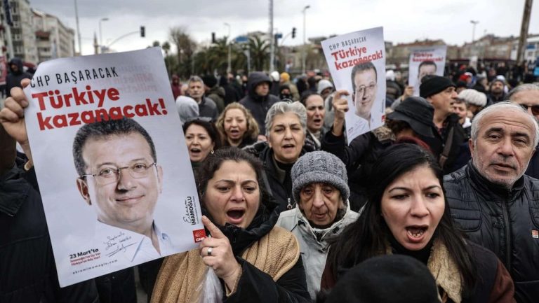 Istanbul Mayor and Opposition Leader Imamoğlu Faces Court