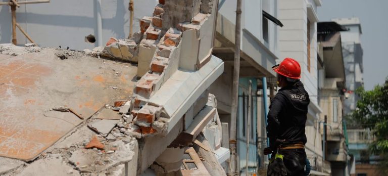 Anger Grows for Myanmar Quake Survivors, Health System ‘Overwhelmed’