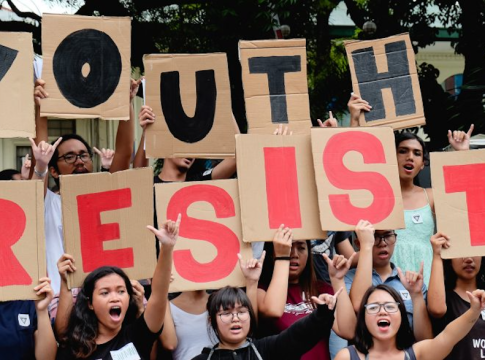 Philippine Youth Challenge Political Dynasties in Midterm Polls