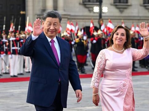 Chinese President Xi Jinping attends a grand welcome ceremony hosted by Peruvian President Dina Boluarte in Lima, Peru, Nov. 14, 2024. Xi on Thursday held talks with Boluarte in Lima. (Xinhua/Xie Huanchi)