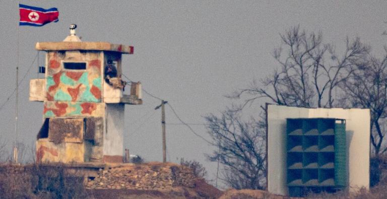 Under New President, South Korea Halts Propaganda Amid Tensions