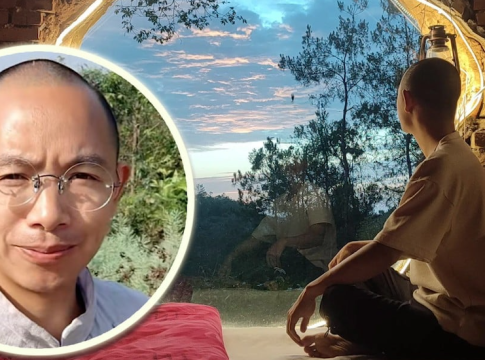Modern Hermit Rejects Rat Race for Simple Cave Existence