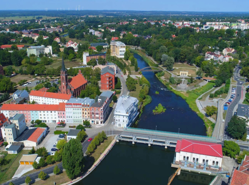 Eastern Germany Faces Housing Crunch Amid Political Upheaval