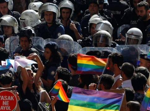 Turkish Police Detain Dozens at Banned Istanbul Pride 2025