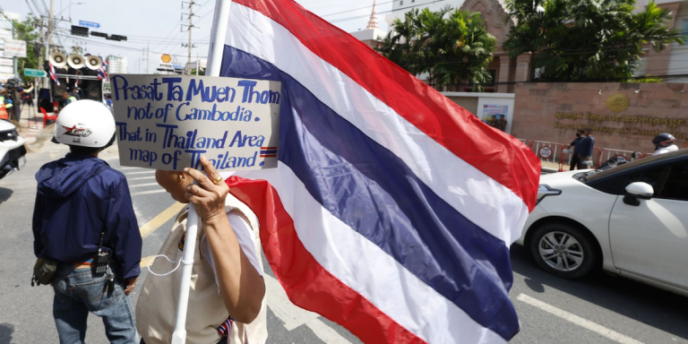 บทวิเคราะห์: ไทยสมควรได้รับความสนับสนุนจากประชาคมโลกในข้อพิพาทชายแดนกัมพูชา บทวิเคราะห์: ไทยสมควรได้รับความสนับสนุนจากประชาคมโลกในข้อพิพาทชายแดนกัมพูชา