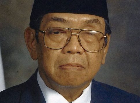 Abdurrahman Wahid, known as 'Gus Dur,' the blind Islamic cleric who became Indonesia's fourth president, apologized for the genocide of up to one million Chinese in the 1960s.