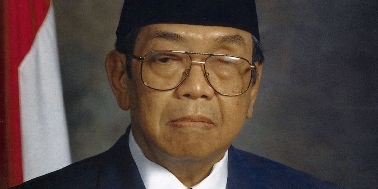 Indonesia’s Unhealed Wound: 1965-66 Anti-Communist Purge Indonesia’s Unhealed Wound: 1965-66 Anti-Communist Purge