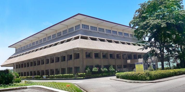 Hank Luce’s Legacy Enhances Philippine Education in Iloilo City