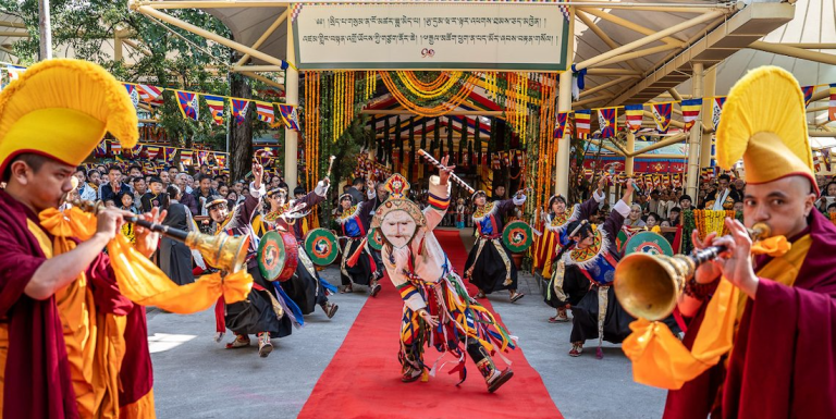 Indian Minister Backs Dalai Lama’s Succession Plan, Against China