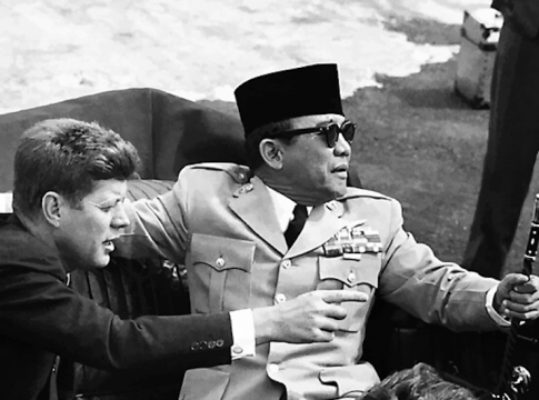 Photo: Two presidents: JFK hosts Sukarno in Washington, D.C., 1961.