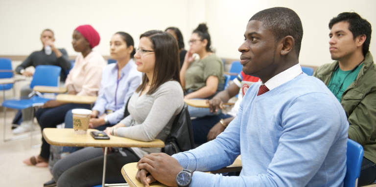 Lecturing on ‘Young Global Leadership’ to International Students