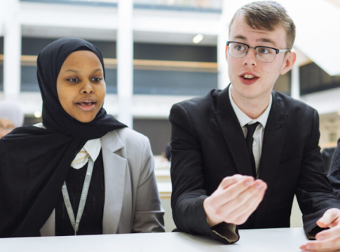 United Kingdom Lowers Voting Age to Sixteen for Elections