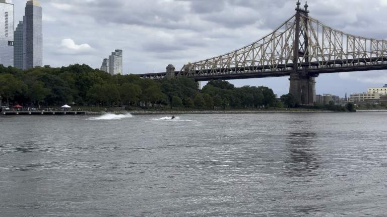 Personal Watercraft Transform East River Into Urban Playground