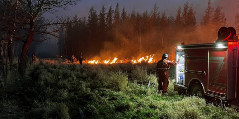 Canadian firefighters. Photo credit: Government of Alberta.