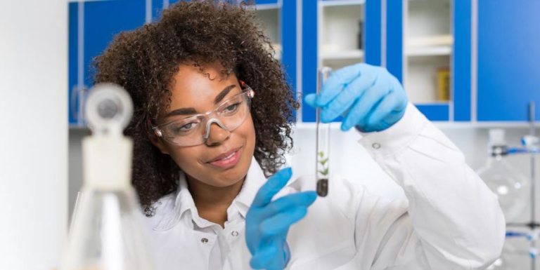 China Welcomes Global Talent as U.S. Shuts Door to International Specialists